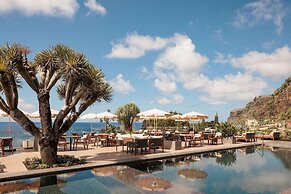 Saccharum Resort