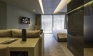 Saccharum Resort