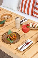 Saccharum Resort