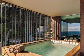 Saccharum Resort