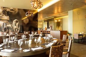 Saccharum Resort