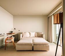 Saccharum Resort