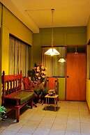 HOSTAL LOS UROS