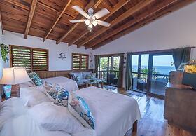 Cocolobo Resort