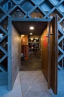Orange Moon Inn