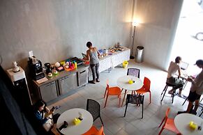 SKYPOD Hostel