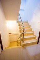 OYO 996 Phunara Residence