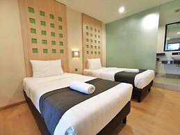 Hotel 98