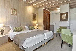 Le Mas de Castel