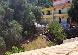Amfitriti Hotel