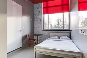ClinkNOORD - Hostel