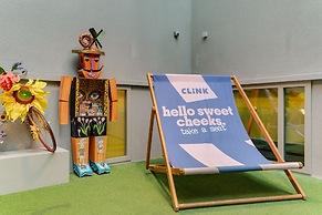 ClinkNOORD - Hostel