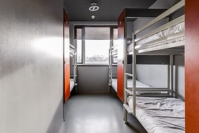 ClinkNOORD - Hostel