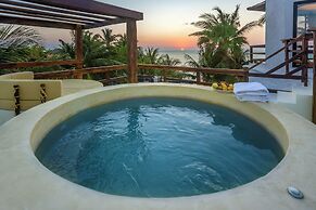 Beachfront Hotel La Palapa - Adults Only