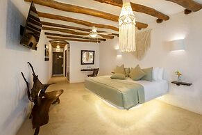 Beachfront Hotel La Palapa - Adults Only