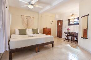 Beachfront Hotel La Palapa - Adults Only