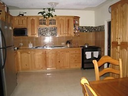 RafJam Bed & Breakfast