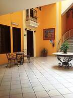 Hotel Plaza Jardín