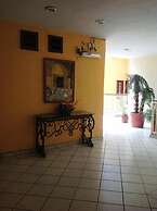 Hotel Plaza Jardín