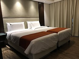 Crystal Tower Hotel