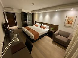 Crystal Tower Hotel
