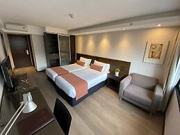 Crystal Tower Hotel