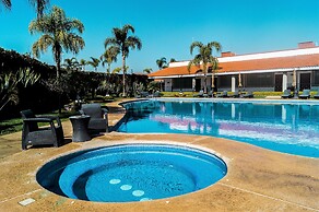 Hotel Ecce Inn & Spa