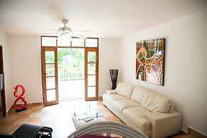 Contadora Island Inn B&B