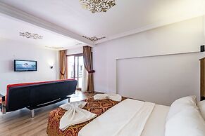 Costa Bitezhan Hotel