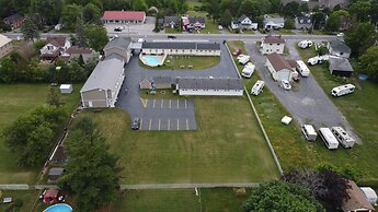 Fox Motor Inn