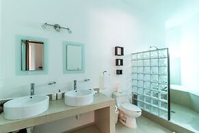 White House by Vimex