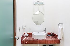 White House by Vimex