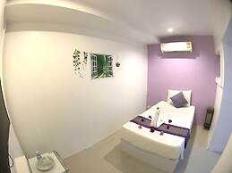 The Room Patong Hotel