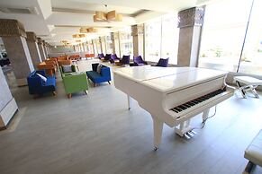 Turunc Premium Hotel