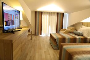 Turunc Premium Hotel