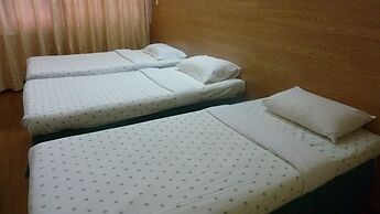 7 Hung Hung Inn