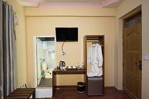 Royal Yadanarbon Hotel