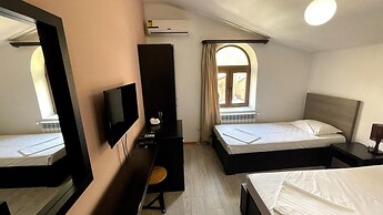 City Centre Hotel