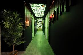 Duqqan Deluxe Hotel