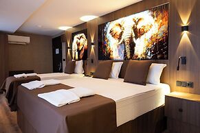 Duqqan Deluxe Hotel