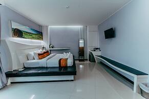 Mantra Varee Hotel
