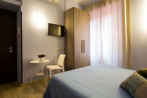 Mikale Rooms