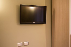 Mikale Rooms