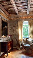Alchymist Prague Castle Suites Hotel