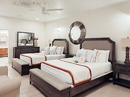 Beachcombers Hotel
