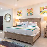 Beachcombers Hotel