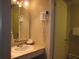 Auberge Motel Le Pigeonnier