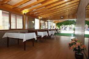 Eren Otel Çeşme