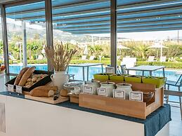 Marinos Beach Hotel