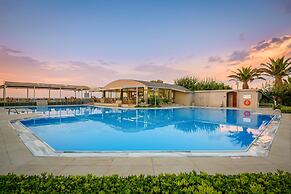 Marinos Beach Hotel